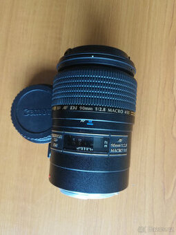 Tamron 90 mm f/2,8 SP Di Macro pro Canon
