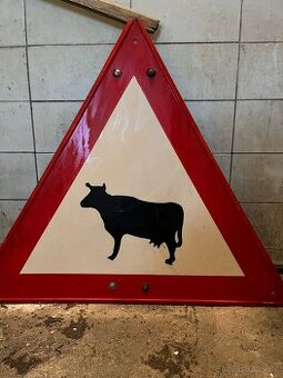 Cedule „Pozor, krávy“