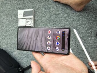 Google Pixel 7A - 8/128GB - pěkný stav