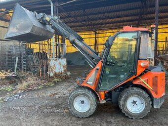 Kloubový nakladač teleskopické rameno Rv 2018