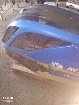 Prodám kapotu na New Holland T5 r.v.2020