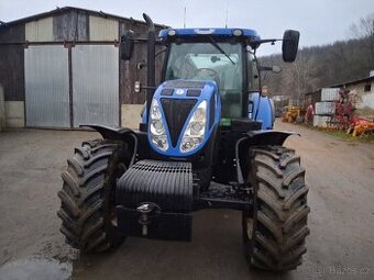 Traktor New Holland T7 200