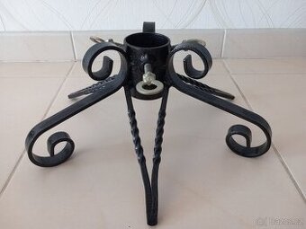 Stojan na vánoční stromeček