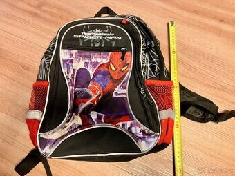 Batoh Spiderman 3 kapsy, prostorný