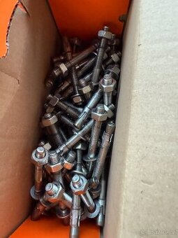 Kotva průchozí,hadicová spona,držák plot.polí,ceny text