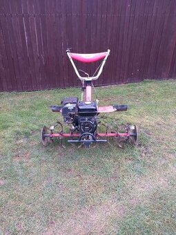 Malotraktor Hecht 7100