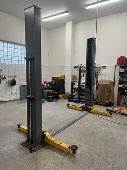 Dvousloupový zvedák 3t