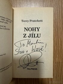 Pratchett ORIGINÁL PODPIS Nohy z jílu Zeměplocha