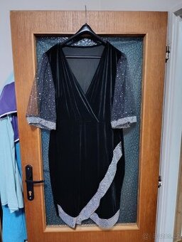 Společenské/ples.šaty xl