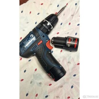 Prodám profesionální akumulátorový vrtací šroubovák Bosh GBS