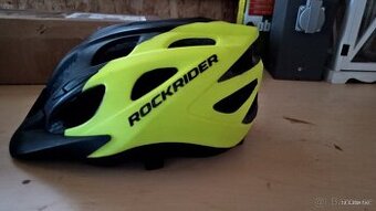 Cyklistická a hokejová přilba/helma - dětská