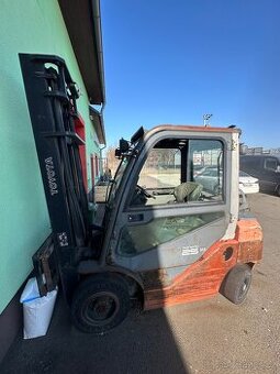 Vysokozdvižný  vozík  TOYOTA