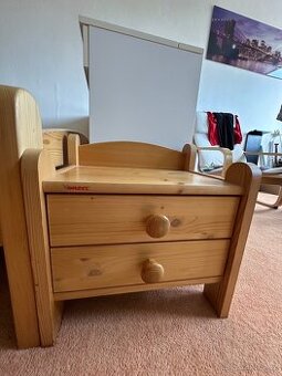 Noční stolek (MASIV)