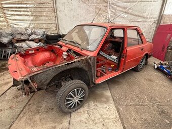 Škoda 120L rok výroby 1988 1.majitel na renovaci