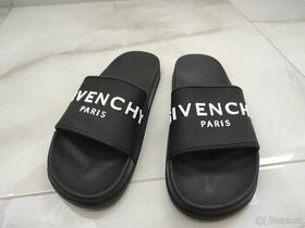 pantofle, nazouváky Givenchy - 1