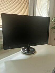 21,5 palcovy Benq monitor 1920x1080 - 1