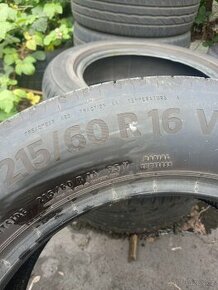 Sada pneumatik letní r16 215/60