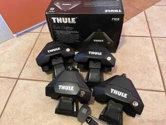 Thule Evo Clamp 7105 + Kit 5209 – střešní nosič pro Toyota C