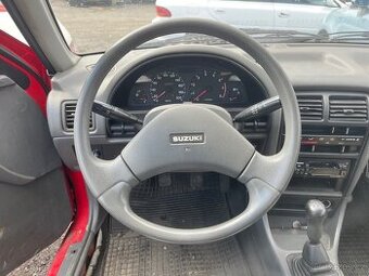 Volant Suzuki Swift