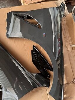 Blatníky BMW 8 G16