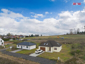 Prodej pozemku k bydlení, 786 m², Jindřichův Hradec