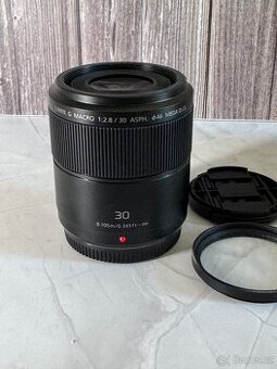 Panasonic Lumix G 30 mm f/2,8 ASPH Macro