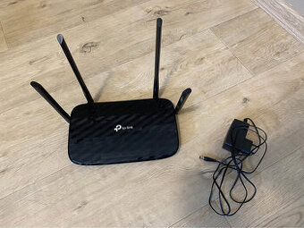 Nabízím k prodeji kvalitní WiFi router Starnet ST-R31200, id