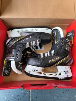 Hokejové brusle CCM Tacks AS1