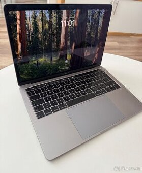 MacBook Pro 13” Touchbar , 2018