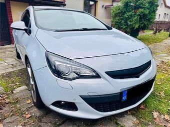 Opel Astra J GTC