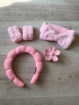Sada na vlasy, líčení a odlíčení