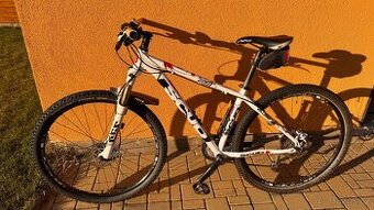 Trekové kolo SCUD 17”