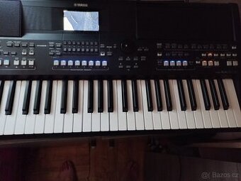 Prodám klávesy Yamaha SX600