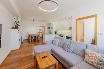 Pronájem bytu 3+kk 73 m² Šenovská, Praha - Ďáblice