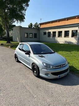 Peugeot 206 gti