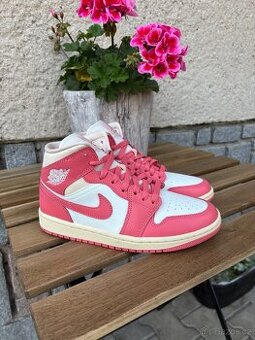 Jordan 1 mid guava ice pink