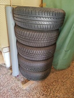 Sada zimních pneu Polaris 195/65 R15 T
