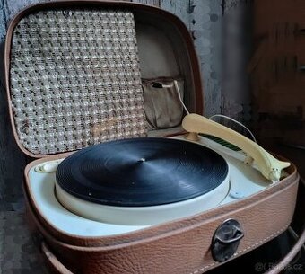 Kufříkový gramofon Supraphon -GE080-