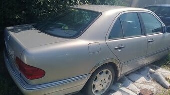 Mercedes benz 2,9 TD w210