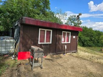 Stavební buňka 6x270, pěkná s kuchyňkou