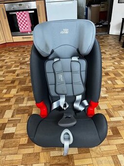 Autosedačka Britax Römer Advansafix III SICT