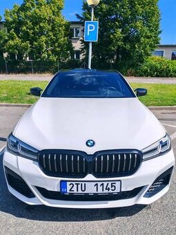 2022 BMW m550i xdrive