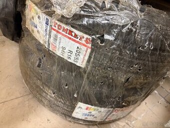 Tomket Zimni pneumatiky 205/55 r16