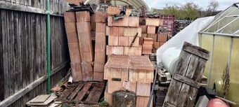 Cihly Porotherm ze stavby