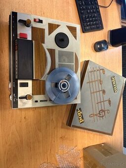 Tesla B5 kotoucovy magnetofon