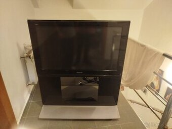 Televize Samsung se stolkem