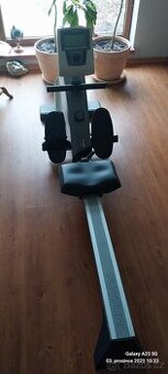 Veslovací trenažér Tunturi R25