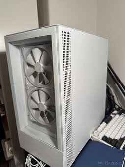 Prodám úžasný počítač s RTX 4060