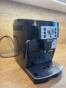 Prodám kávovar Delonghi MAGNIFICA S