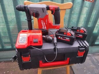 Prodám Aku 4-režimové kladivo 26 mm SDS-PLUS FIXTEC -M18 FHX